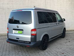 Heckansicht 2 Grau - VW T5/T6-Busse - Carlounge Bottighofen - Alfons Bischoff Automobile